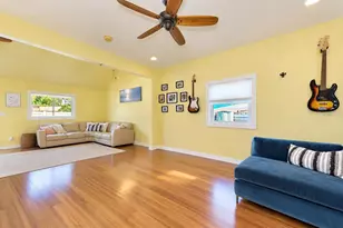 530 W Green St, Englewood, FL 34223 - Photo 27