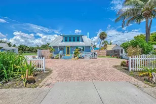 530 W Green St, Englewood, FL 34223 - Photo 7