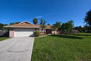700 S Venice Blvd, Venice, FL 34293 - Photo 1