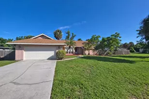 700 S Venice Blvd, Venice, FL 34293 - Photo 1