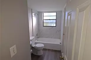 700 S Venice Blvd, Venice, FL 34293 - Photo 17