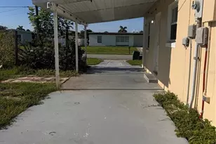 21922 Hernando Ave, Port Charlotte, FL 33952 - Photo 5