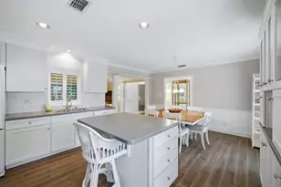 8 Bermuda Cir, Englewood, FL 34223 - Photo 9