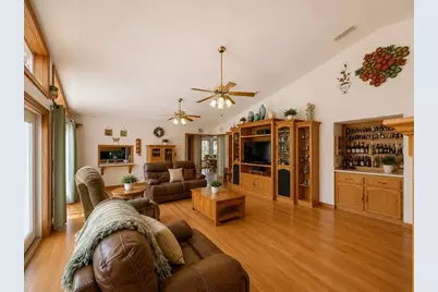 16392 198th Trace, O'Brien, FL 32071 - Photo 3