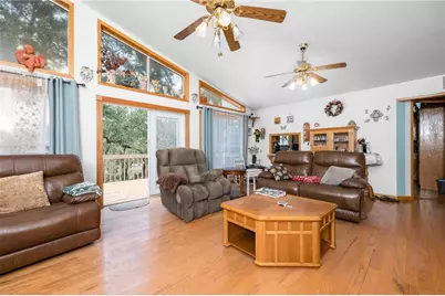 16392 198th Trace, O'Brien, FL 32071 - Photo 5