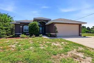 149 Sesame Rd W, Rotonda West, FL 33947 - Photo 1