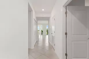 17625 Opal Sand Dr, Venice, FL 34293 - Photo 3