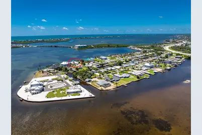 1468 Lemon Bay Drive, Englewood, FL 34223 - Photo 63