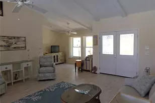 29 Bunker Ct, Rotonda West, FL 33947 - Photo 3