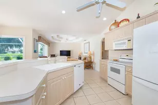 42 Broadmoor Ln, Rotonda West, FL 33947 - Photo 11