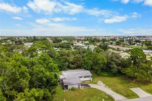 340 Timbruce Ln NW, Port Charlotte, FL 33952 - Photo 31