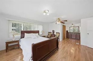 1230 Seahorse Ln, Englewood, FL 34224 - Photo 13