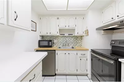 72 Boundary Boulevard #210, Rotonda West, FL 33947 - Photo 11