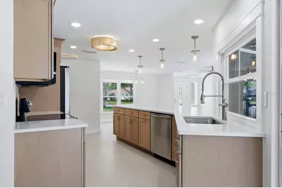 286 Mount Vernon Drive, Venice, FL 34293 - Photo 11