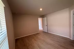 10499 Pendleton Ave, Englewood, FL 34224 - Photo 9