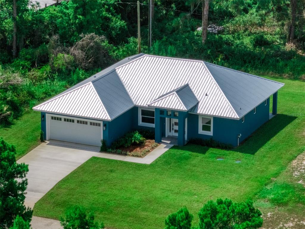 3921 Dauphine St - 3921 Dauphine St, Sebring, FL 33872 Luxury Property | Jose Angel Pina