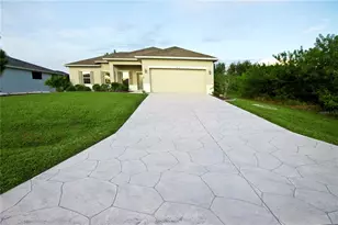 8117 Tecumseh Cir, Port Charlotte, FL 33981 - Photo 43