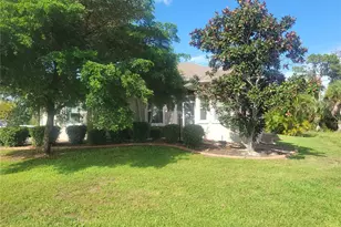 12 Tee View Ct, Rotonda West, FL 33947 - Photo 3