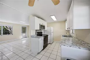 20 W Cowles St, Englewood, FL 34223 - Photo 11