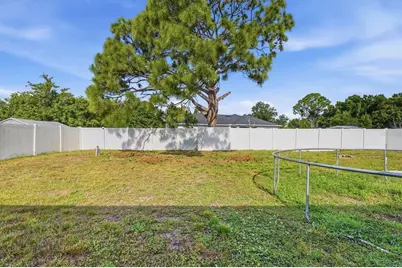 2565 Clovelon Street, North Port, FL 34291 - Photo 5