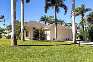 101 & 103 Wahoo Dr, Rotonda West, FL 33947 - Photo 1