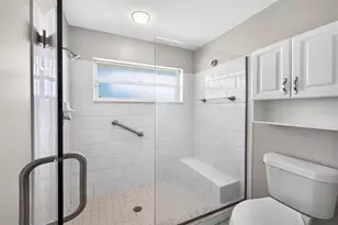 718 Brightside Crescent Dr, Venice, FL 34293 - Photo 37