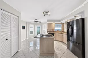 718 Brightside Crescent Dr, Venice, FL 34293 - Photo 23