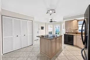 718 Brightside Crescent Dr, Venice, FL 34293 - Photo 21