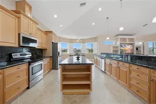 534 Canal Way, Punta Gorda, FL 33950 - Photo 21