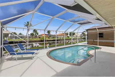 136 Sinclair Street SE, Port Charlotte, FL 33952 - Photo 3