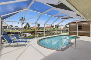 136 Sinclair St SE, Port Charlotte, FL 33952 - Photo 3