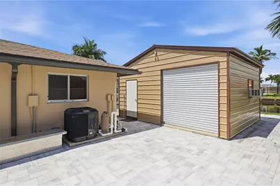 136 Sinclair Street SE, Port Charlotte, FL 33952 - Photo 57
