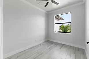 11201 Chalet Ave, Englewood, FL 34224 - Photo 11