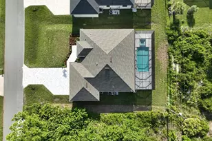 11201 Chalet Ave, Englewood, FL 34224 - Photo 5