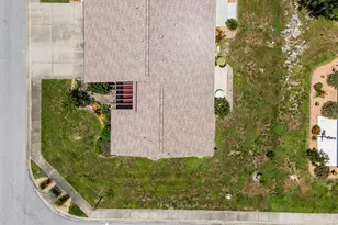 658 Foxwood Blvd, Englewood, FL 34223 - Photo 37