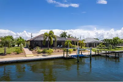 9326 Rosebud Circle, Port Charlotte, FL 33981 - Photo 11