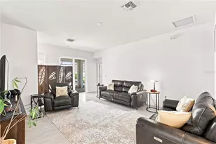 11330 Burgundy Dr, Venice, FL 34293 - Photo 13