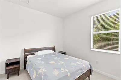 11330 Burgundy Drive, Venice, FL 34293 - Photo 17