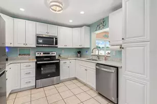 381 Capatola St, Port Charlotte, FL 33948 - Photo 11