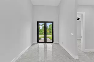 13332 Boabadilla Ln, Port Charlotte, FL 33981 - Photo 5