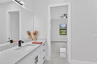 13332 Boabadilla Ln, Port Charlotte, FL 33981 - Photo 21