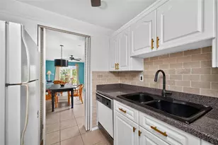 708 Tamiami Trail S, Venice, FL 34285 - Photo 11