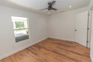 10453 Greenway Ave, Englewood, FL 34224 - Photo 17