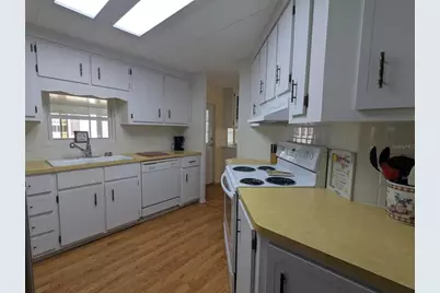 2100 Kings Highway #137, Port Charlotte, FL 33980 - Photo 5