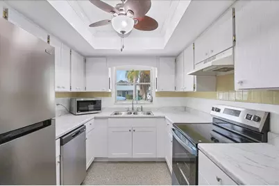 1780 Elinor Place, Englewood, FL 34223 - Photo 9