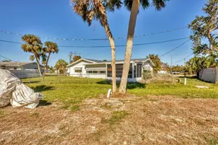 1780 Elinor Pl, Englewood, FL 34223 - Photo 27