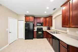 3372 Dandolo Cir, Cape Coral, FL 33909 - Photo 7