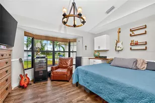 1087 Bay Harbor Dr, Englewood, FL 34224 - Photo 15