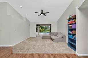 1087 Bay Harbor Dr, Englewood, FL 34224 - Photo 13