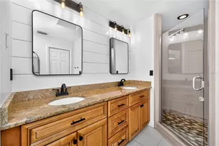 1087 Bay Harbor Dr, Englewood, FL 34224 - Photo 25